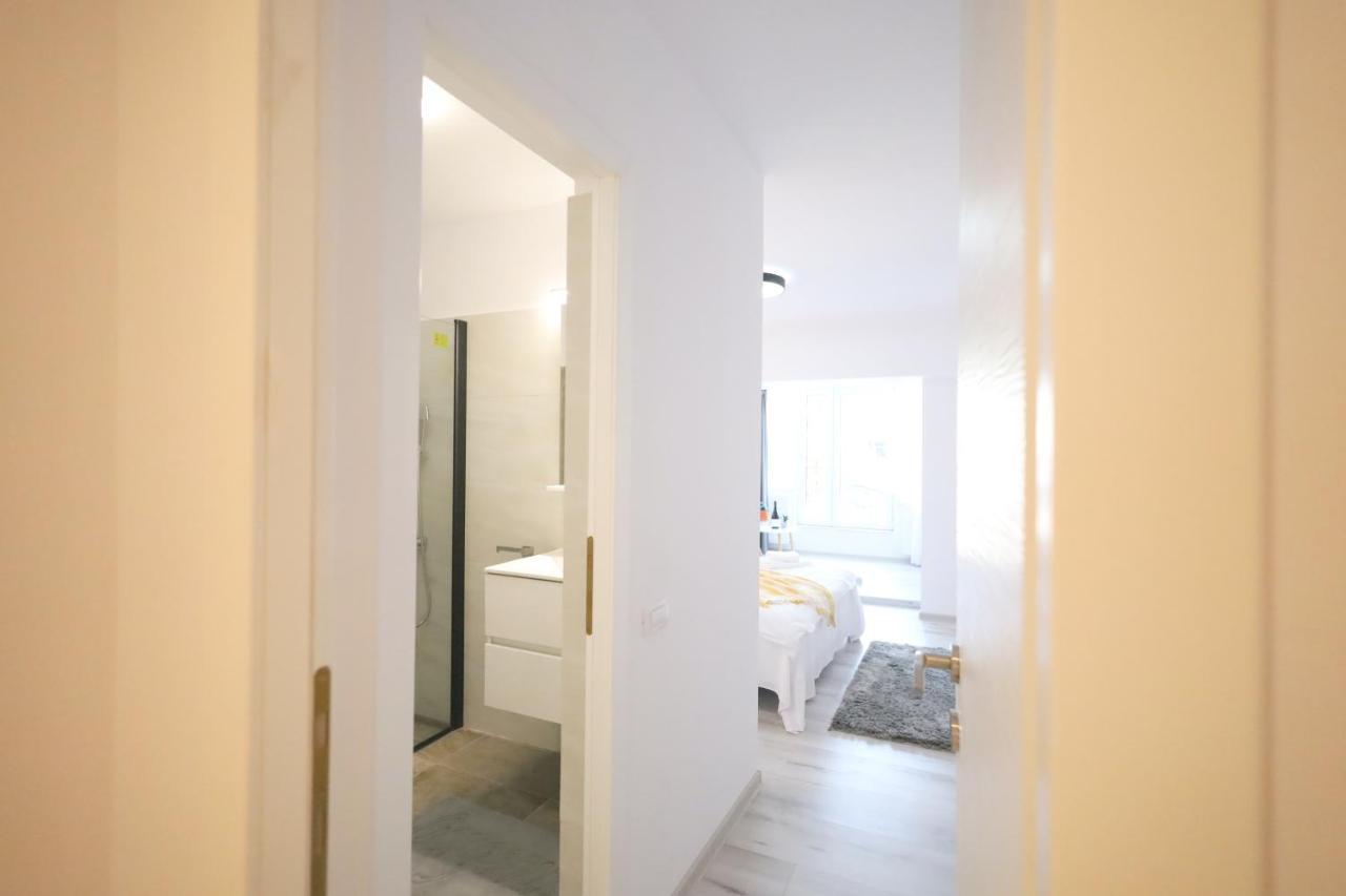 Apartament Patrick Gura Humorului Esterno foto