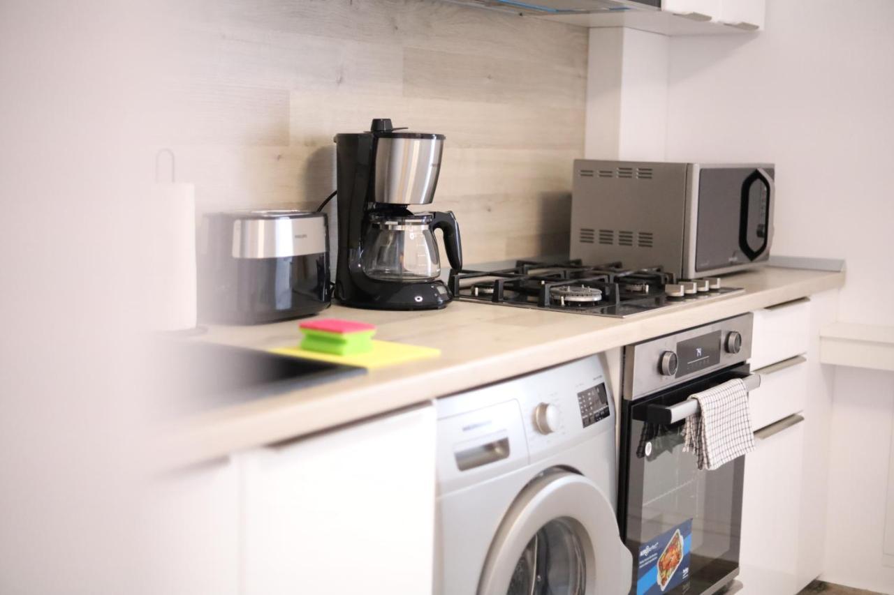 Apartament Patrick Gura Humorului Esterno foto
